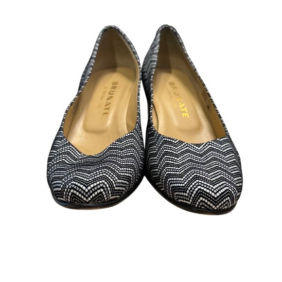 Brunate Womens Italian Made Black & White Chevron Heeled Pumps EU 38 US 7.5 Leat - Picture 7 of 11